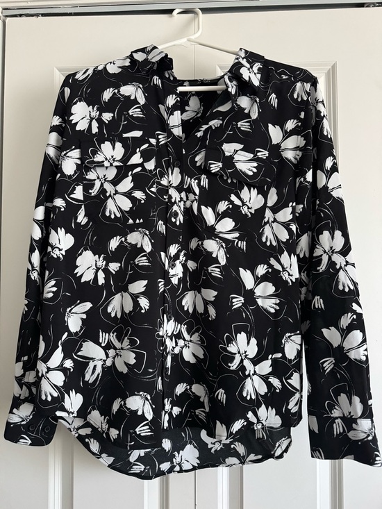Alfani Tops - Alfani Black and White Floral Blouse